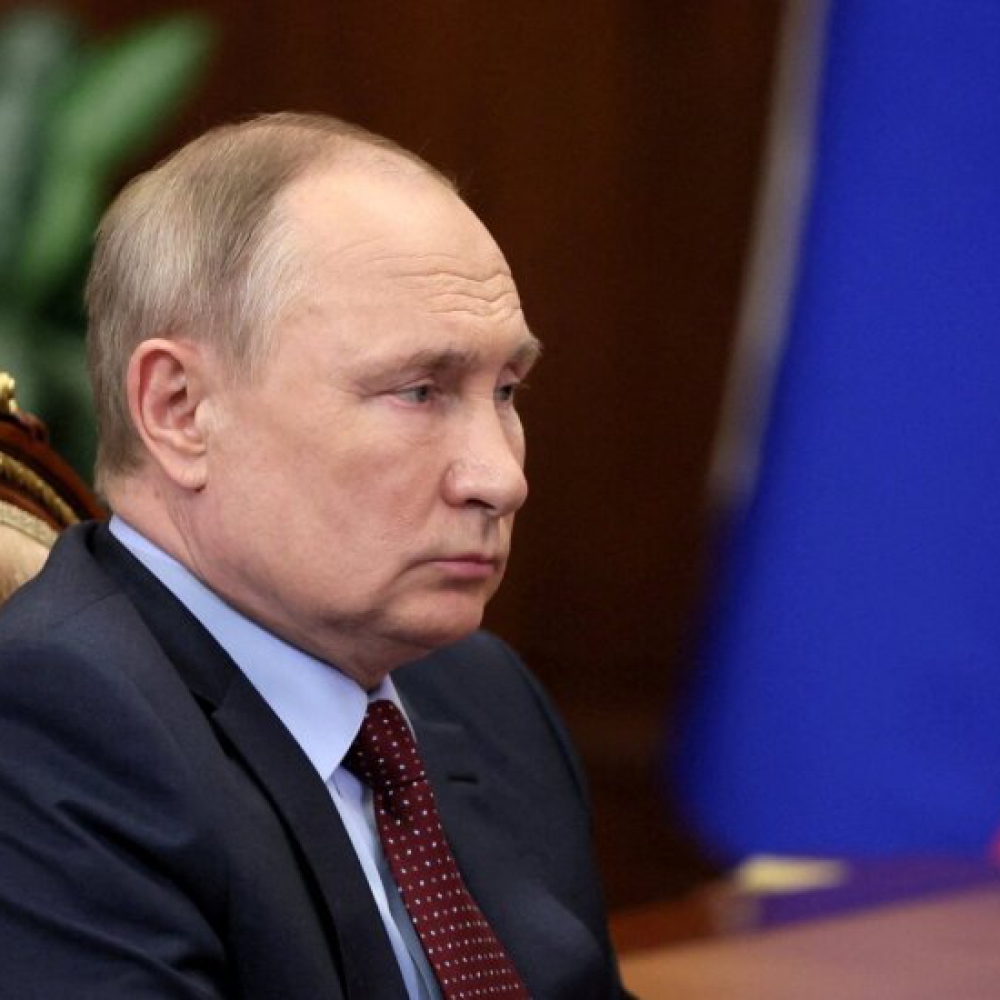 Putin calls up reservists for war in Ukraine